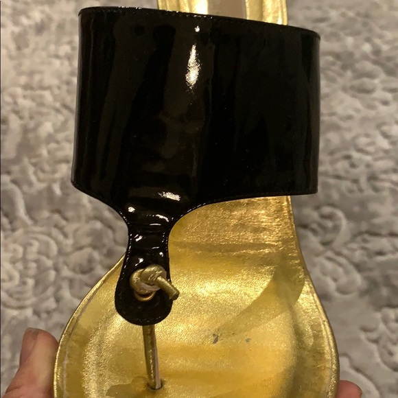 Michael Kor’s Sandals - Picture 4 of 8